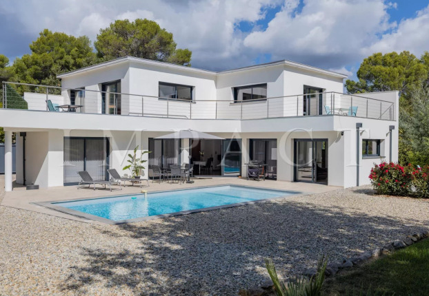 Maison 6 pièces 221 m² · à Mouans-Sartoux · 221 m² · 1 440 000 €
