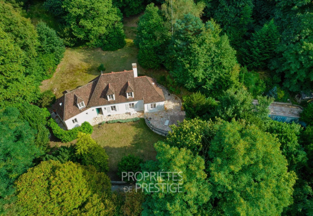 Maison 8 pièces 287 m² · à Buc · 287 m² · 1 600 000 €