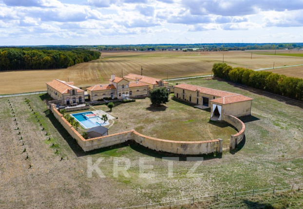 Maison 10 pièces 396 m² · à Centre Ville, la Rochelle · 396 m² · 1 580 000 €