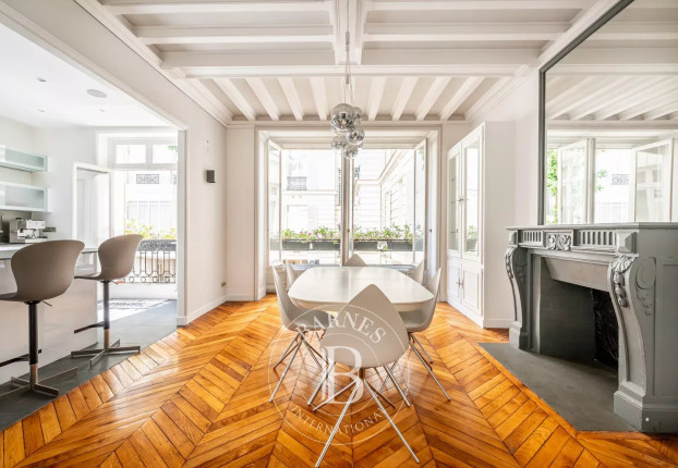 Appartement 6 pièces 145 m² · à Paris 16ème · 144,6 m² · 1 780 000 €