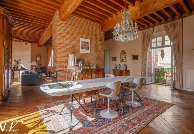 Maison 11 pièces 420 m² · à Muret · 420 m² · 1 045 000 €