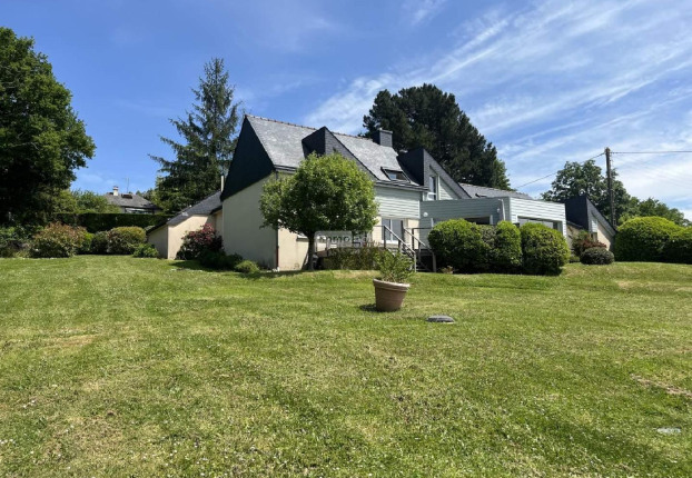 Maison 8 pièces 202 m² · à Laillé · 202 m² · 499 000 €