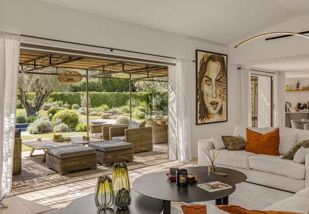 Maison 7 pièces 234 m² · à Village-le Val-Cabrieres, Mougins · 234 m² · 3 180 000 €