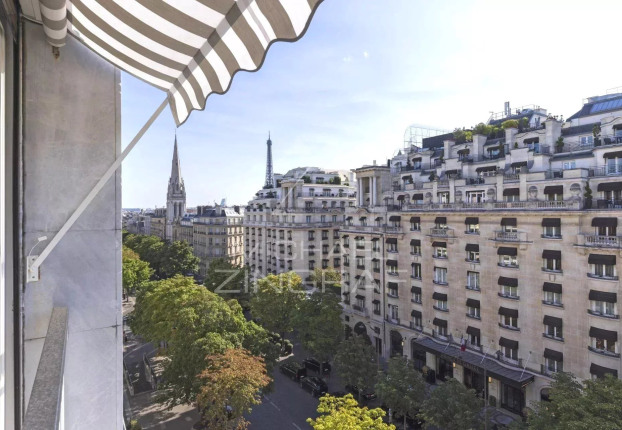 Appartement 3 pièces 81 m² · à Triangle d'Or, Paris 8ème · 80,5 m² · 2 750 000 €