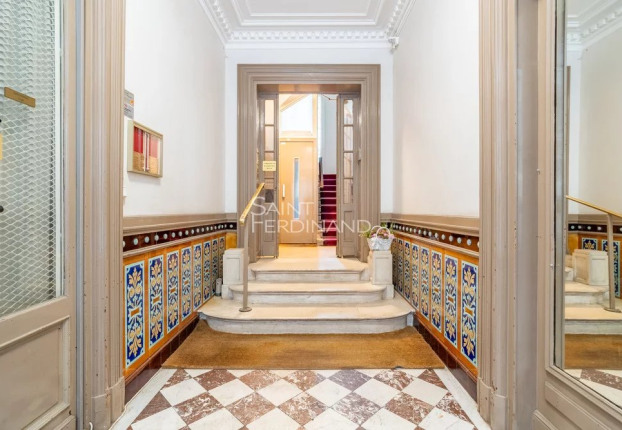 Appartement 4 pièces 91 m² · à Auteuil Nord, Paris 16ème · 91,5 m² · 1 100 000 €