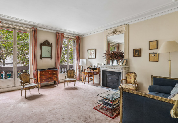 Appartement 5 pièces 151 m² · à Gros Caillou, Paris 7ème · 150,8 m² · 2 300 000 €
