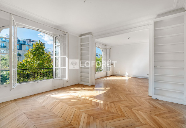 Appartement 5 pièces 110 m² · à Pereire-Malesherbes, Paris 17ème · 109,6 m² · 1 300 000 €