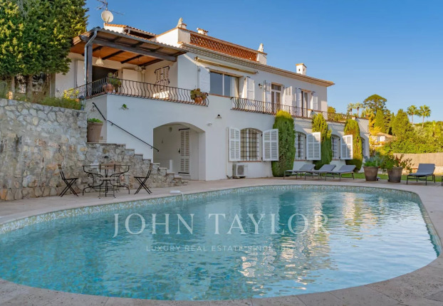 Maison 8 pièces 310 m² · à Cannes · 310 m² · 2 940 000 €
