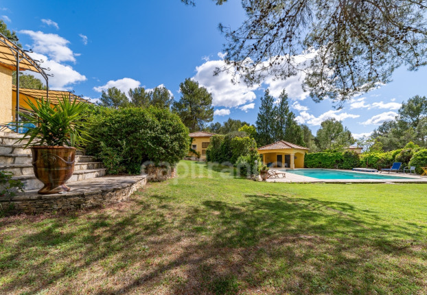 Maison 9 pièces 300 m² · à Est Nord Est Et Sud Est, Saint-Gély-du-Fesc · 300 m² · 1 450 000 €