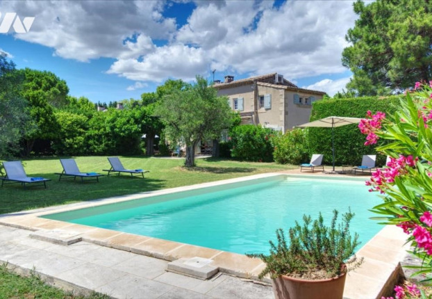 Maison 6 pièces 169 m² · à Paradou · 169 m² · 1 260 000 €