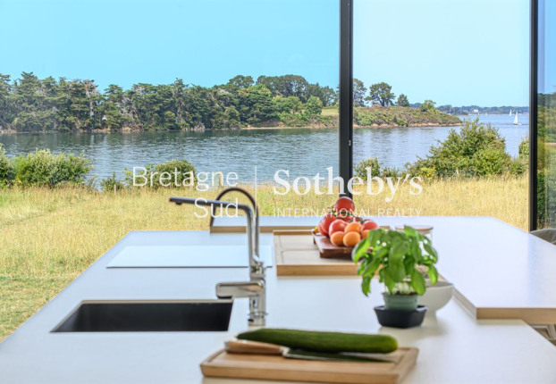 Maison 6 pièces 152 m² · à Arzon · 152 m² · 2 490 000 €