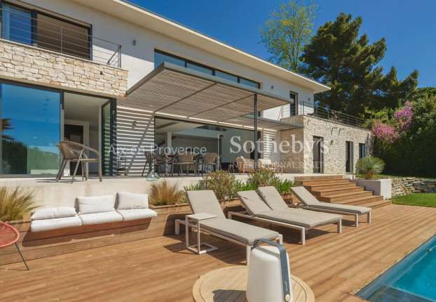 Maison 7 pièces 240 m² · à Aix-en-Provence · 240 m² · 2 390 000 €