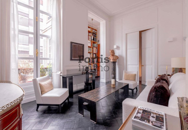 Appartement 2 pièces 40 m² · à Vendôme, Paris 1er · 40 m² · 845 000 €