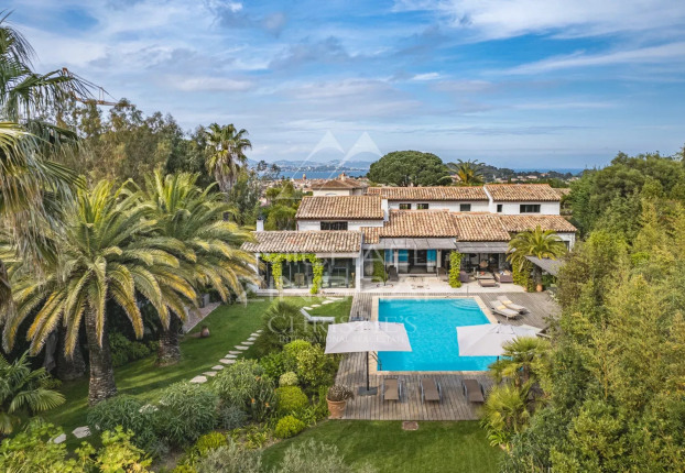 Maison 9 pièces 365 m² · à Zone Ouest Urbaine, Saint-Tropez · 365 m² · 6 900 000 €