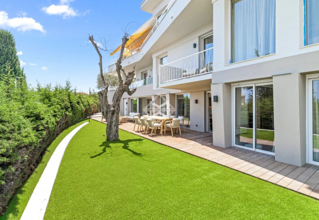 Appartement 3 pièces 114 m² · à Villefranche-sur-Mer · 114,2 m² · 1 500 000 €