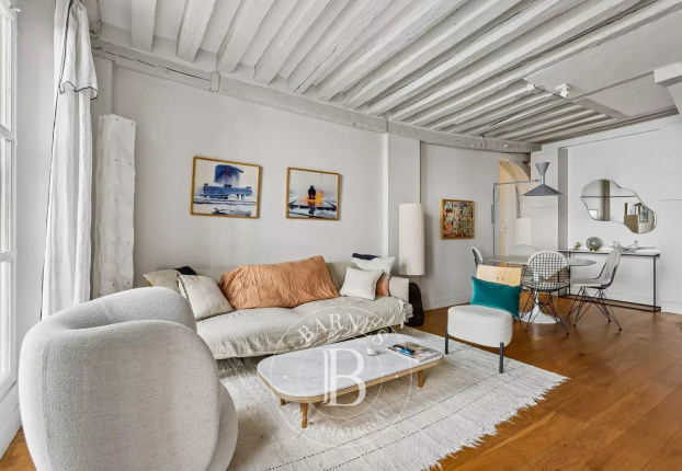 Appartement 3 pièces 68 m² · à Monnaie, Paris 6ème · 68,1 m² · 1 350 000 €