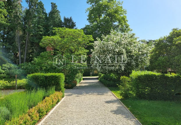 Maison 10 pièces 350 m² · à Sancerre · 350 m² · 1 910 000 €