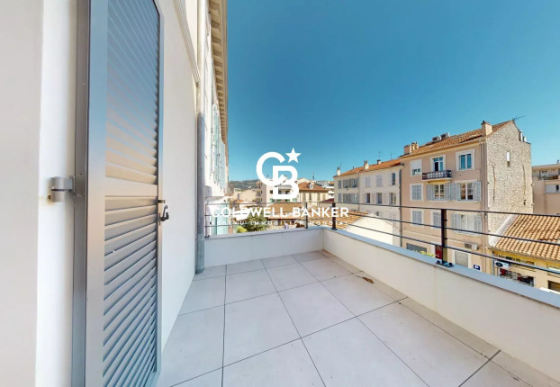 Maison 6 pièces 128 m² · à Cannes · 127,9 m² · 890 000 €