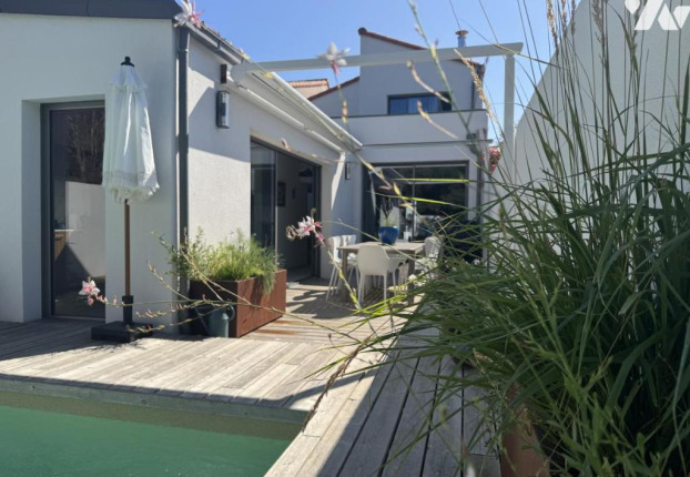 Maison 6 pièces 187 m² · à Les Sables-d'Olonne · 187 m² · 950 000 €