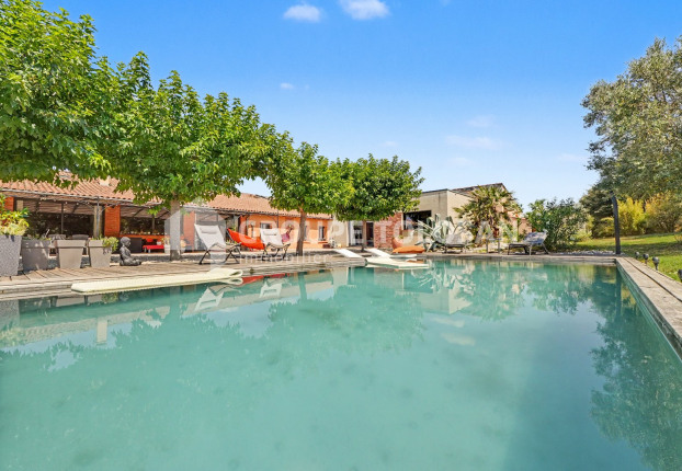Maison 5 pièces 275 m² · à Quint-Fonsegrives · 275 m² · 710 000 €