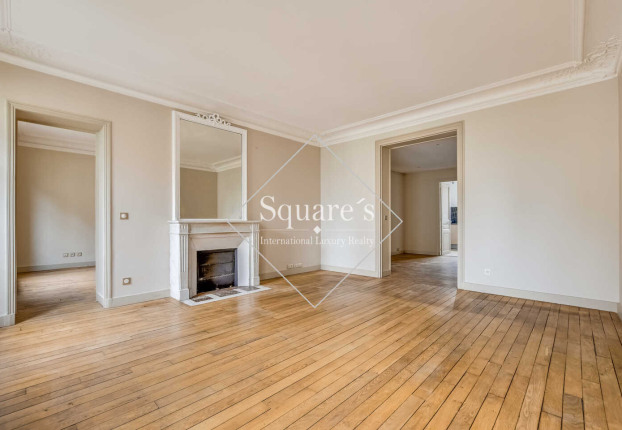 Appartement 5 pièces 126 m² · à Neuilly-sur-Seine · 126 m² · 1 495 000 €