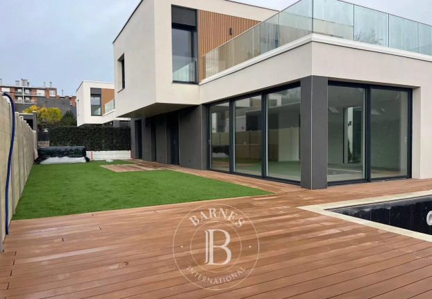 Maison 7 pièces 164 m² · à Dunkerque · 163,8 m² · 1 150 000 €