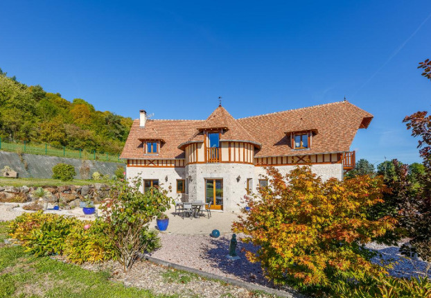 Maison 7 pièces 267 m² · à Pacy-sur-Eure · 267 m² · 775 000 €