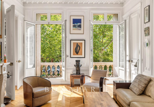 Appartement 6 pièces 154 m² · à Lorette-Martyrs, Paris 9ème · 154,1 m² · 1 400 000 €
