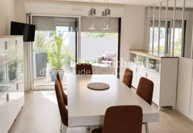 Appartement 5 pièces 132 m² · à Pleurtuit · 132 m² · 540 750 €