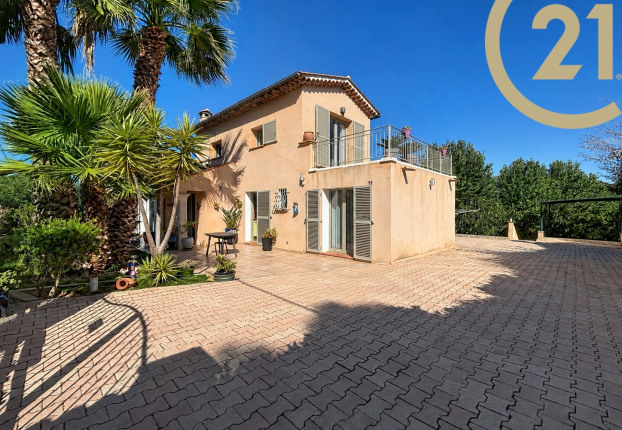 Maison 7 pièces 147 m² · à Fréjus · 147 m² · 799 000 €