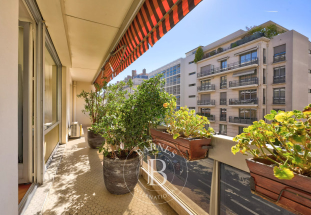 Appartement 3 pièces 118 m² · à Tête d'Or-Foch-Vitton, Lyon 6ème · 118,2 m² · 780 000 €