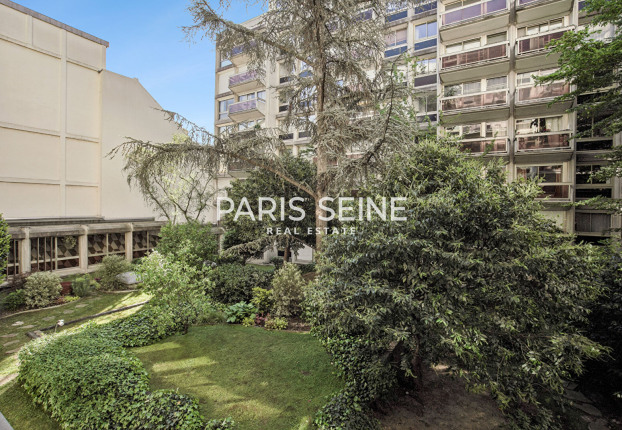 Appartement 3 pièces 94 m² · à Saint Placide, Paris 6ème · 94 m² · 1 260 000 €