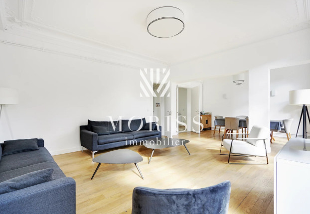 Appartement 6 pièces 172 m² · à Saint Vincent de Paul-Lariboisière, Paris 10ème · 172 m² · 1 499 000 €