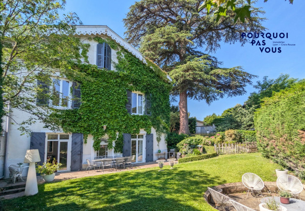Maison 10 pièces 280 m² · à Oullins-Pierre-Bénite · 280 m² · 1 190 000 €
