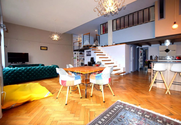 Appartement 7 pièces 191 m² · à Tête d'Or-Foch-Vitton, Lyon 6ème · 190,8 m² · 1 225 000 €