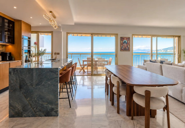 Appartement 130 m² · à Antibes · 130 m² · 2 550 000 €