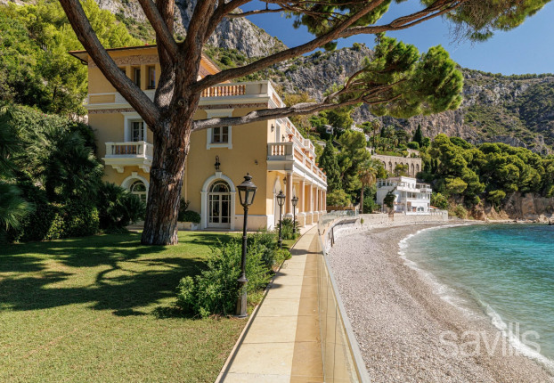 Maison 9 pièces 852 m² · à Èze · 852 m² · 28 000 000 €