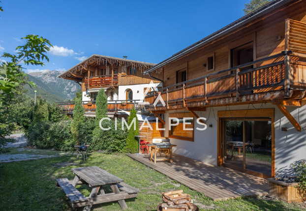 Maison 17 pièces 445 m² · à Saint-Chaffrey · 445,5 m² · 2 500 000 €