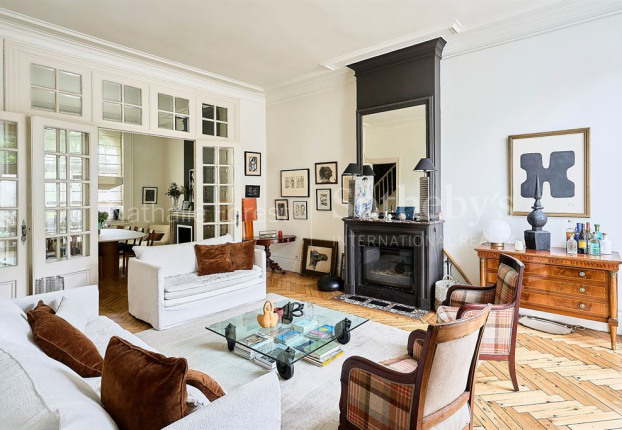 Maison 1 pièce 217 m² · à Mouvaux · 217 m² · 775 000 €