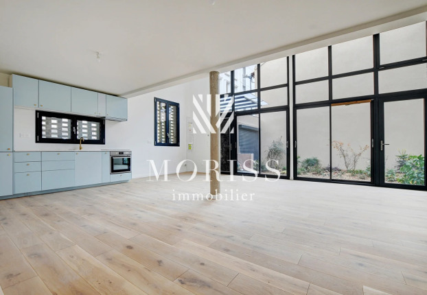Maison 5 pièces 210 m² · à Montreuil · 210 m² · 1 099 000 €