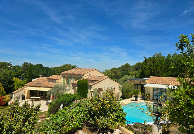 Maison 5 pièces 150 m² · à Belcodène · 150 m² · 898 000 €