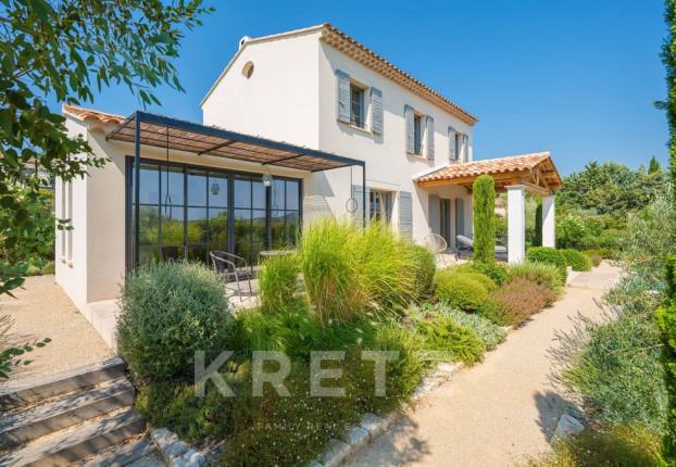 Maison 6 pièces 145 m² · à Puyvert · 145 m² · 849 000 €