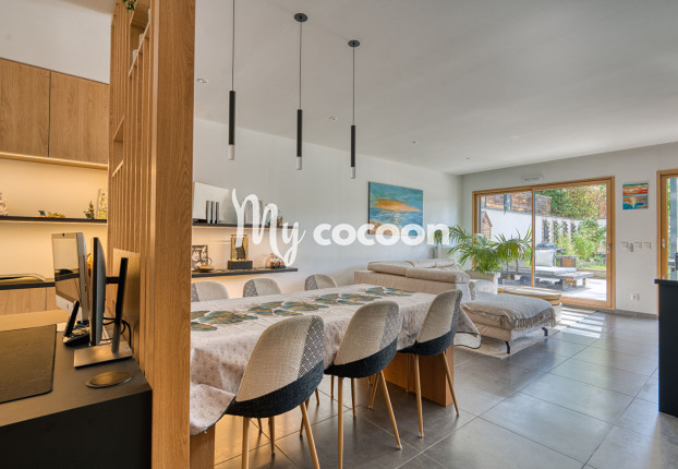 Appartement 4 pièces 116 m² · à Charbonnières-les-Bains · 116 m² · 635 000 €