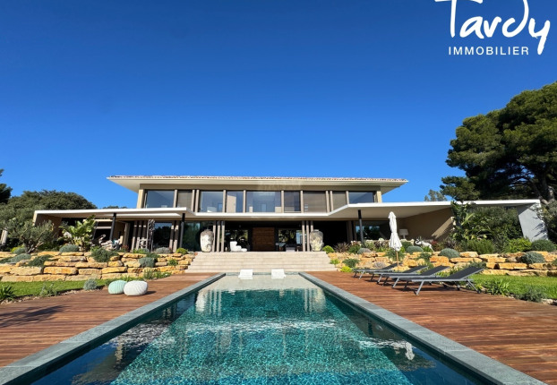Maison 7 pièces 470 m² · à La Cadière-d'Azur · 470 m² · 3 990 000 €