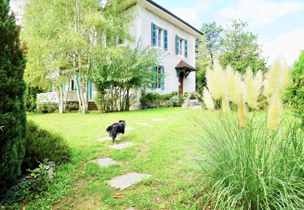 Maison 8 pièces 330 m² · à Annecy · 330 m² · 1 690 000 €