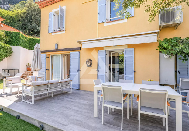 Maison 5 pièces 97 m² · à Èze · 97,1 m² · 990 000 €