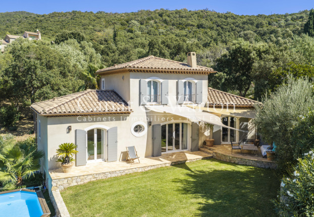 Maison 5 pièces 110 m² · à Cavalaire-sur-Mer · 110 m² · 995 000 €