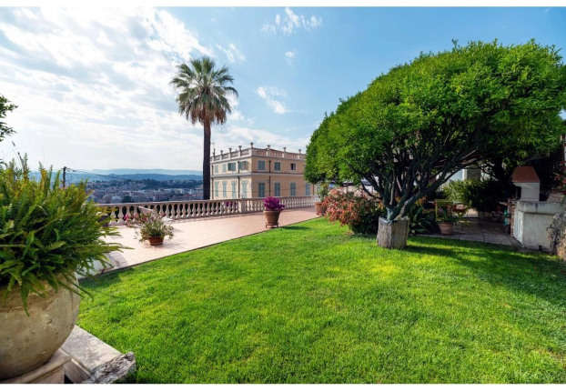 Maison 2 pièces 91 m² · à Nice · 91 m² · 949 000 €
