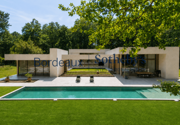 Maison 10 pièces 367 m² · à Bordeaux · 367 m² · 1 990 000 €