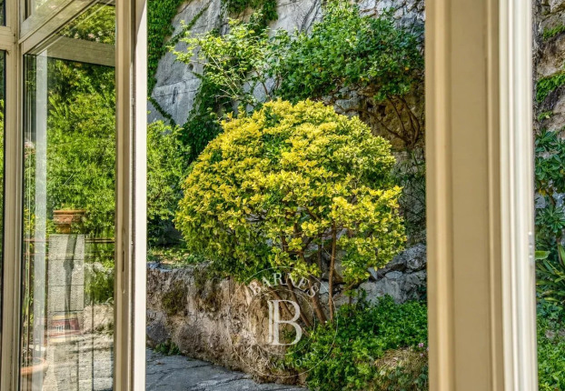 Maison 4 pièces 137 m² · à Le Roucas Blanc, Marseille 7ème · 137 m² · 1 100 000 €